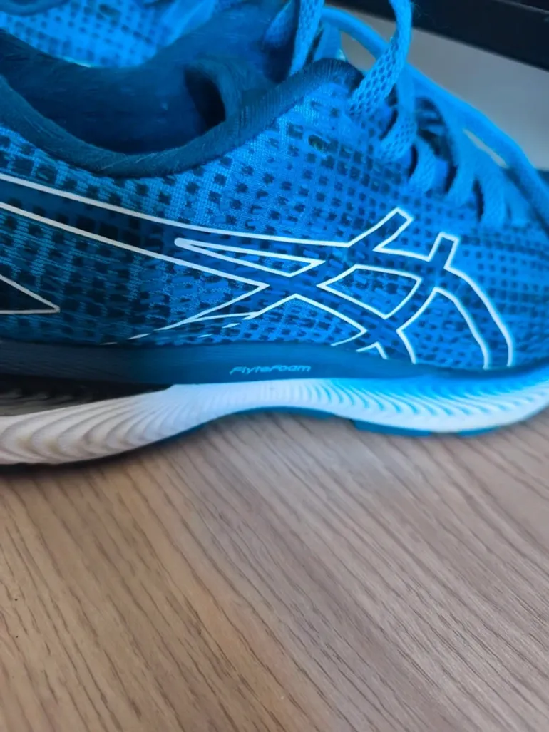 Used Asics Gel-Sayun bike — image 5 of 10