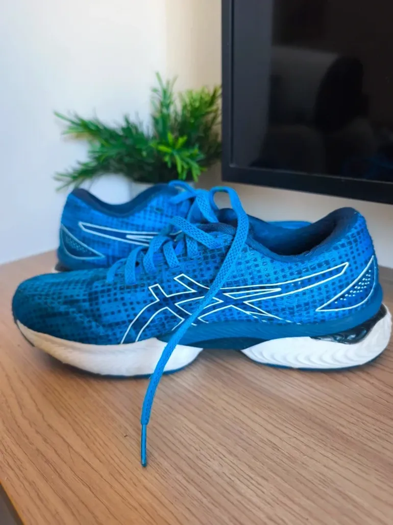 Used Asics Gel-Sayun bike — image 3 of 10