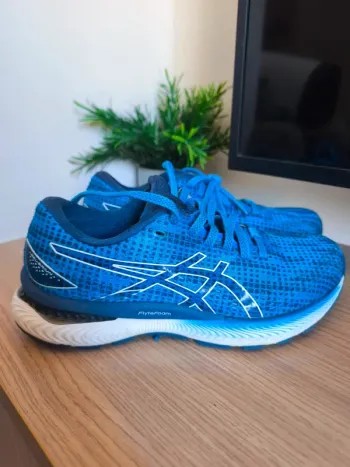 Used Asics Gel-Sayun bike