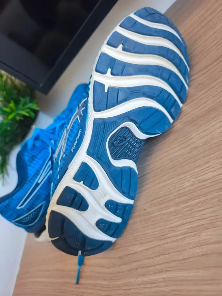 Used Asics Gel-Sayun bike — image 8 of 10