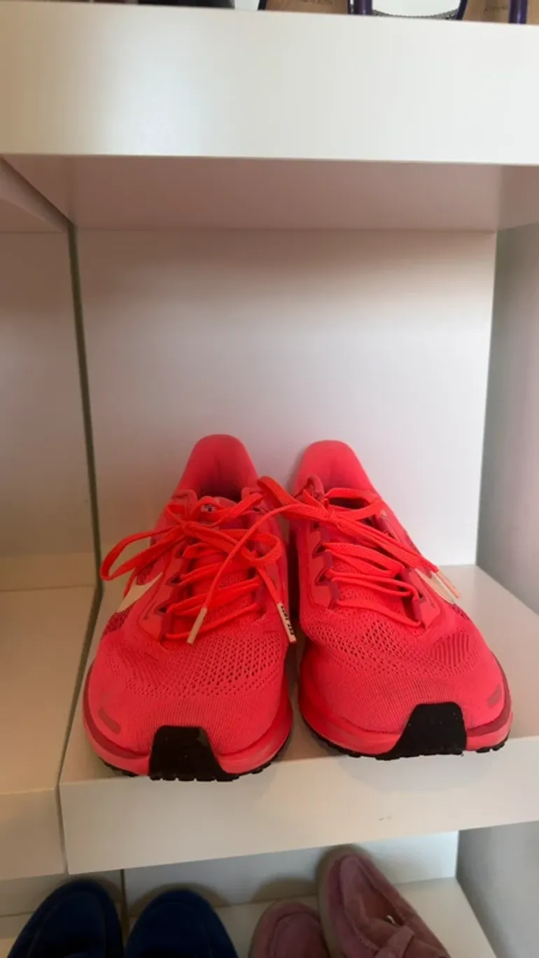 Použité Nike running shoes bike — obrázek 4 z 6
