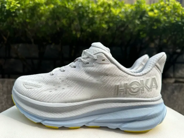Used Hoka Clifton 9 bike — image 7 of 8