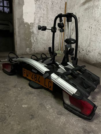 Used Thule Towbar Bike Rack bike