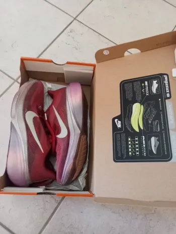 Gebrauchtes Pegasus Nike Air Zoom 42 bike — Bild 9 von 9