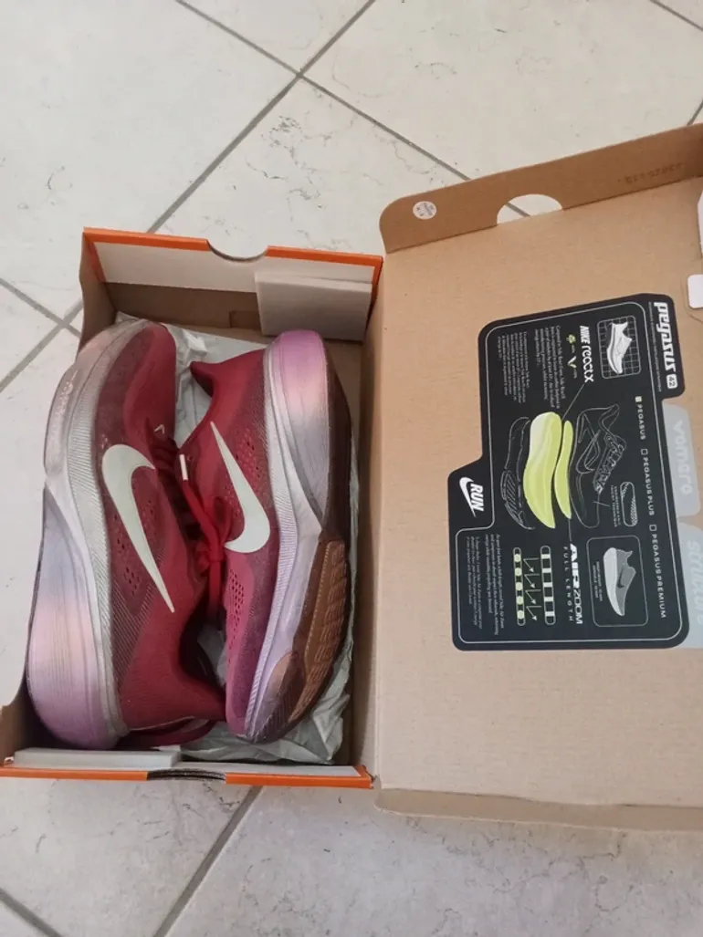 Gebrauchtes Pegasus Nike Air Zoom 42 bike — Bild 9 von 9