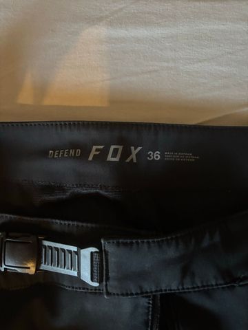 Tweedehands Fox Defend Cycling Bibs bike — afbeelding 3 van 3