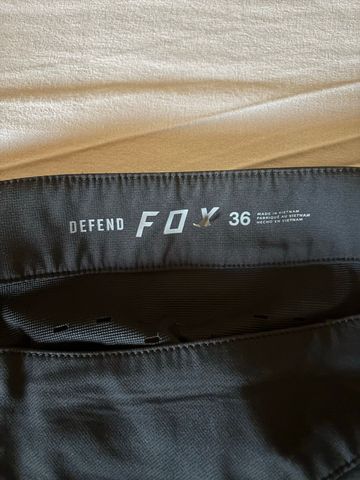Fox Racing Fox Defend bike d'occasion — image 3 sur 3