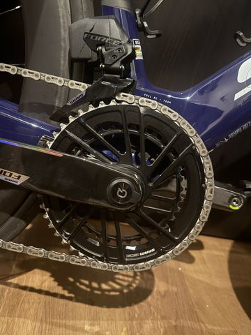 Used Sram Force Crank 2026 bike — image 1 of 3