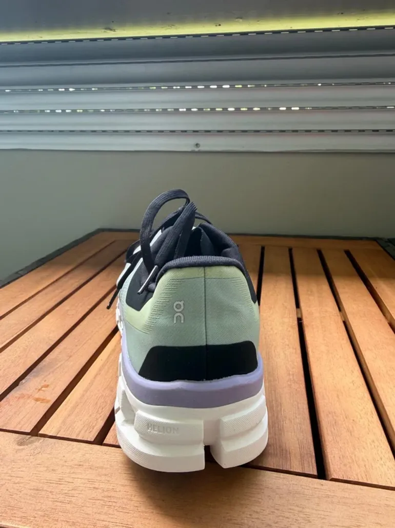 Used On Running Cloud bike — image 4 of 8