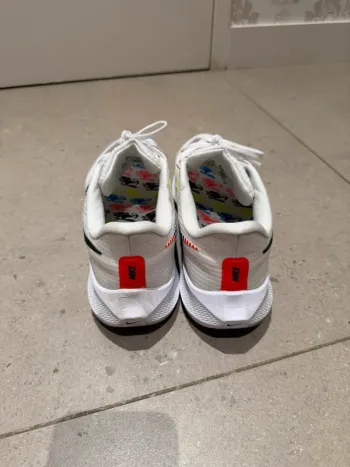 Použité Nike Sneakers bike — obrázek 3 z 4