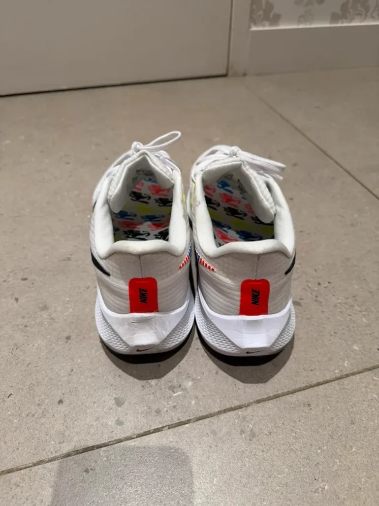 Použité Nike Sneakers bike — obrázek 3 z 4