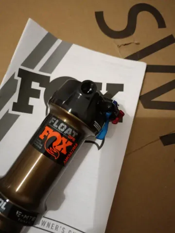 Brugt Fox Racing Float DPS Factory Rear Shock 2026 bike — billede 4 af 9