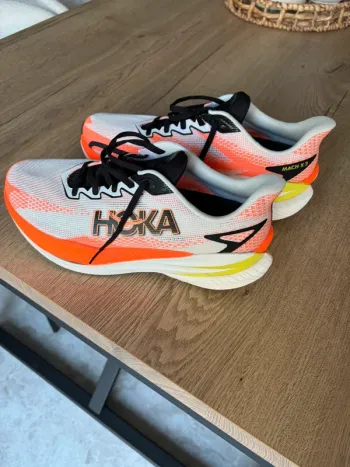 Used Hoka Mach X3 bike — image 2 of 5