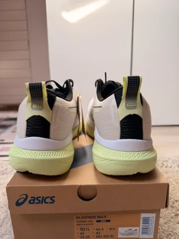 Tweedehands Asics GLIDERIDE MAX bike — afbeelding 3 van 4