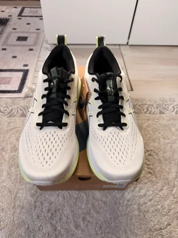 Tweedehands Asics GLIDERIDE MAX bike — afbeelding 2 van 4
