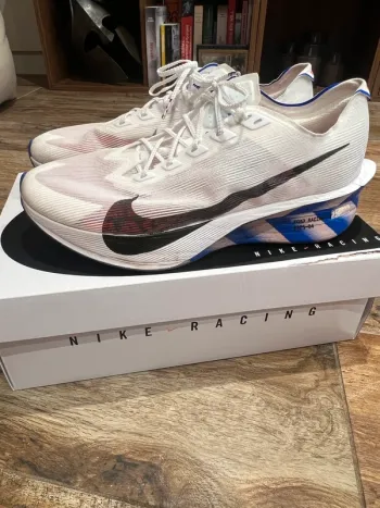 Used Nike Vaporfly 4 bike — image 2 of 9