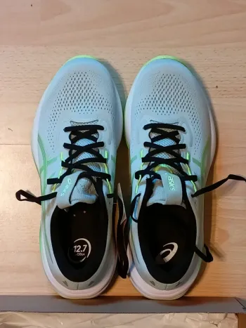 Used Asics Gel Cumulus 28 bike — image 2 of 15