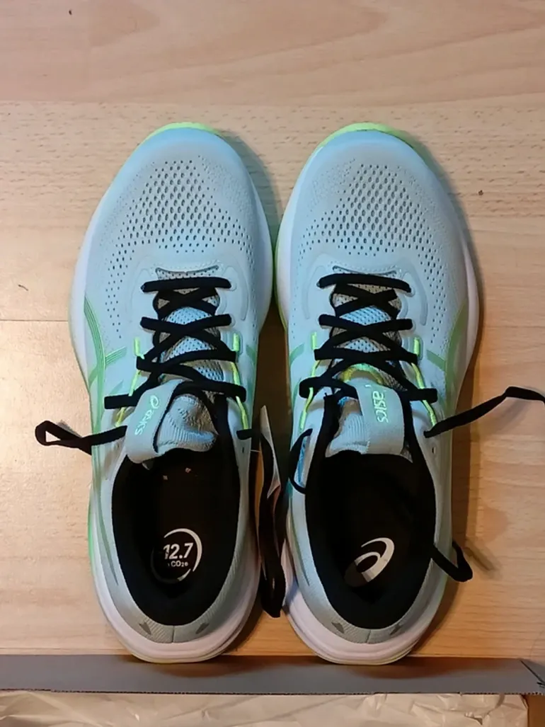 Used Asics Gel Cumulus 28 bike — image 2 of 15