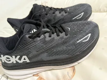 Gebrauchtes Hoka Clifton 9 bike