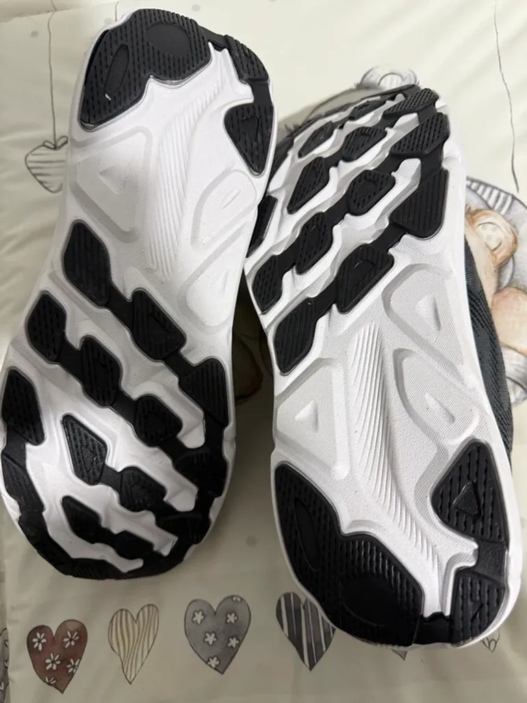 Used Hoka Clifton 9 bike — image 2 of 2