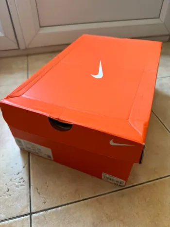Gebrauchtes Nike Vomero 18 bike — Bild 8 von 8