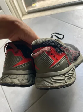 Used Asics Gel Kanaku 4 bike — image 5 of 5