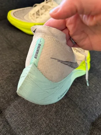Used Nike ZoomX Vaporfly NEXT% 2 bike — image 7 of 12