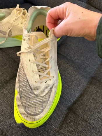 Used Nike ZoomX Vaporfly NEXT% 2 bike — image 10 of 12