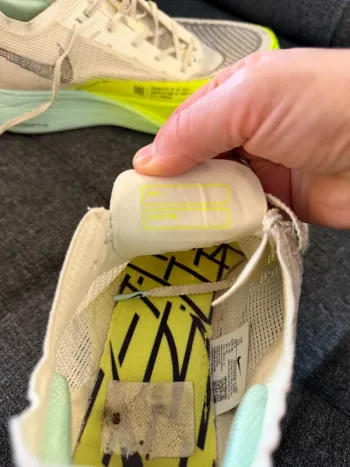 Used Nike ZoomX Vaporfly NEXT% 2 bike — image 12 of 12