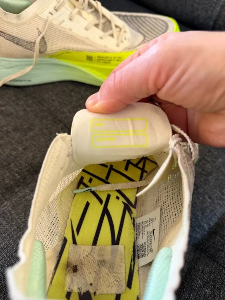 Used Nike ZoomX Vaporfly NEXT% 2 bike — image 12 of 12