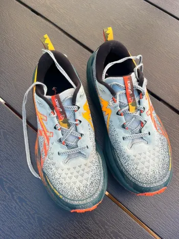 Asics Trabuco Max 4 bike d'occasion