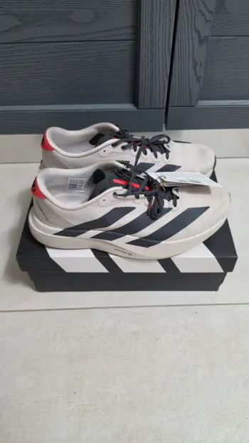Used Adidas adizero evo SL woven bike — image 2 of 11