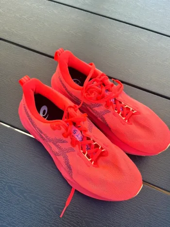 Used Asics Novablast 5 bike