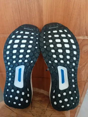 Used New Balance Ultra Boost X bike — image 3 of 5