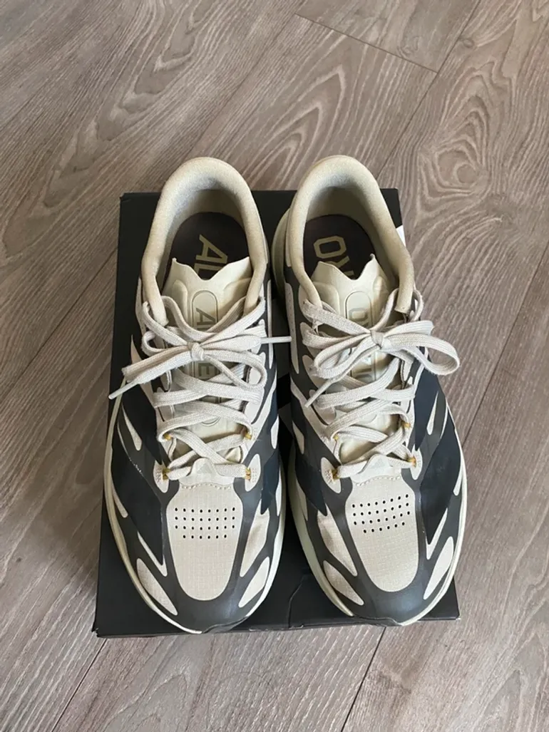 Gebrauchtes Adidas Evo SL Exo bike — Bild 3 von 3