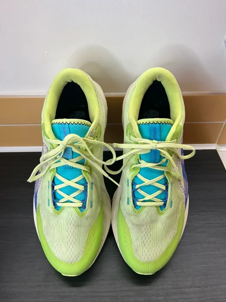 Used Asics Novablast 5 bike — image 3 of 4