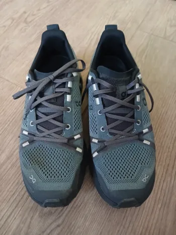 Gebrauchtes On Running Cloudsurfer Trail bike