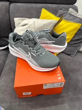 Used Nike Chaussure Taille 41 bike