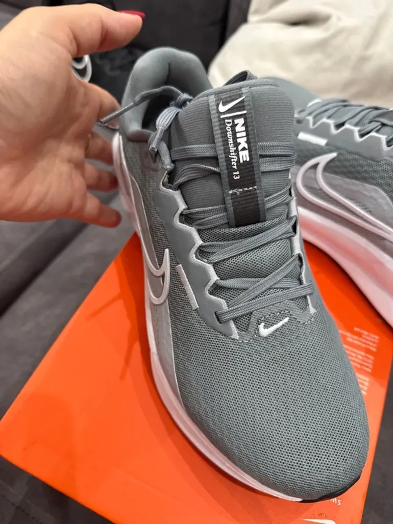 Nike Chaussure Taille 41 bike d'occasion — image 2 sur 5