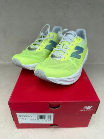 New Balance FuelCell Rebel v5 bike d'occasion