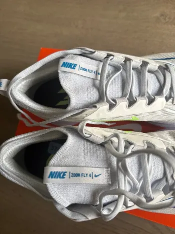 Używany Nike Zoom Fly 4 bike — zdjęcie 4 z 8