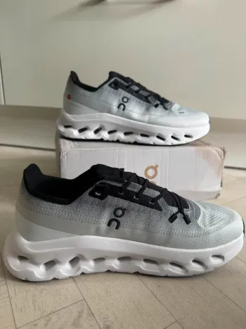 Used On Running Cloud bike — image 9 of 9