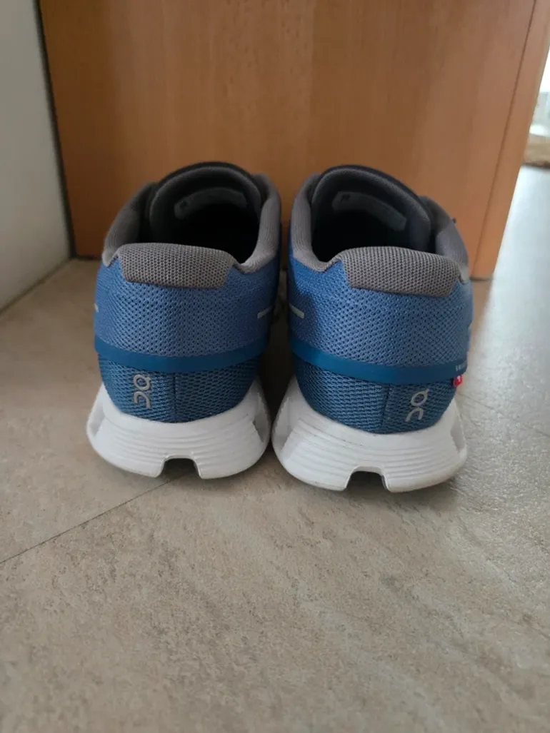 Used On Running Cloud bike — image 4 of 7