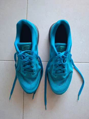 Używany Nike Air Max bike — zdjęcie 2 z 6
