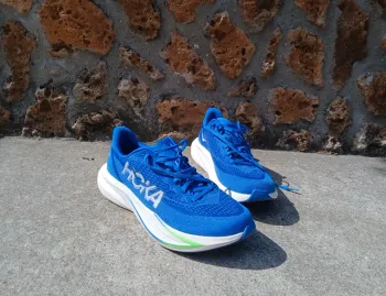 Used Hoka Mach 7 bike — image 2 of 4