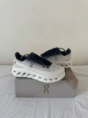 Used On Running Cloud bike — image 4 of 5