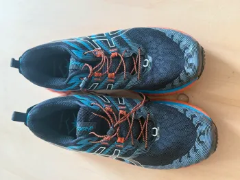 Asics Flytefoam bike d'occasion — image 3 sur 5