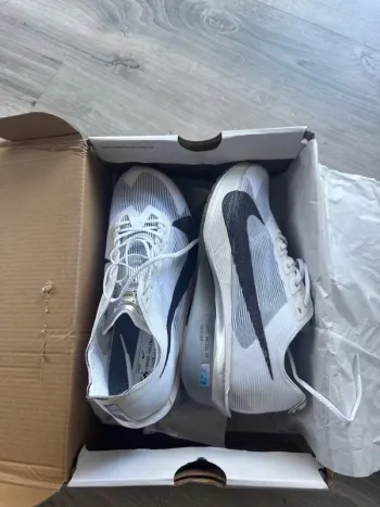 Nike Vaporfly Zoom bike usato