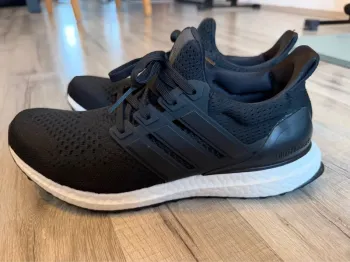 Adidas Ultraboost bike d'occasion — image 3 sur 9