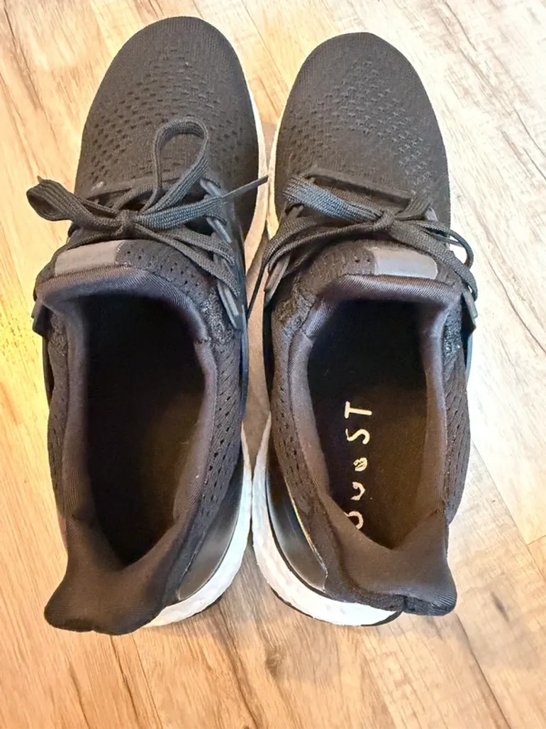 Adidas Ultraboost bike d'occasion — image 7 sur 9